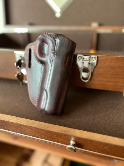 1911 Horsehide Professional