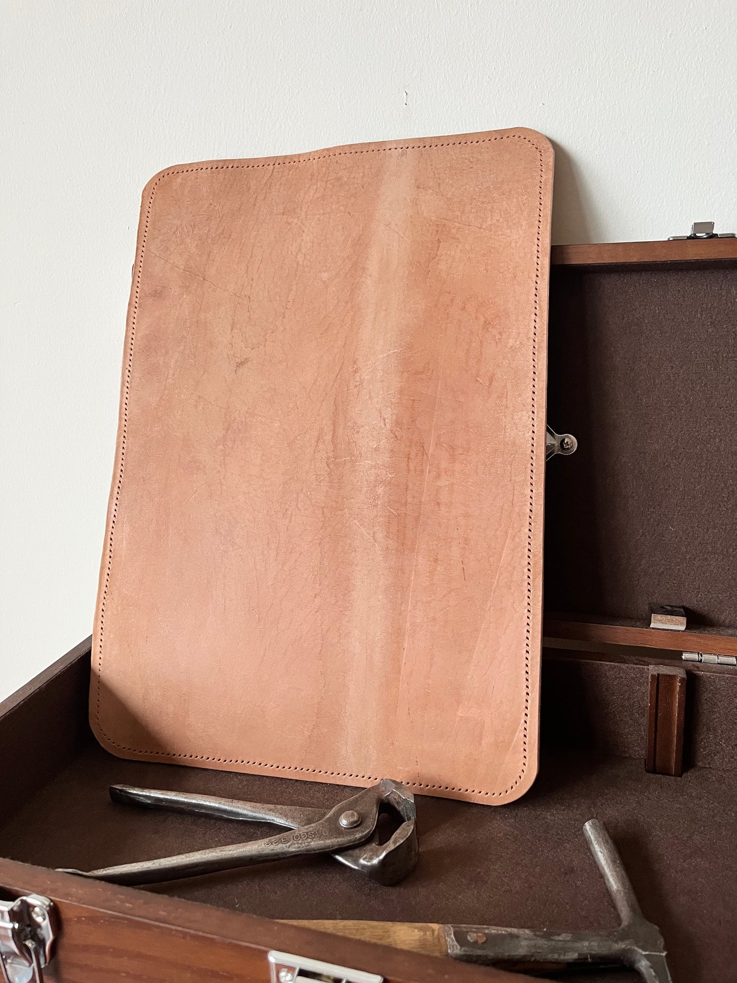 Extra Large Leather Surface | Horsehide
