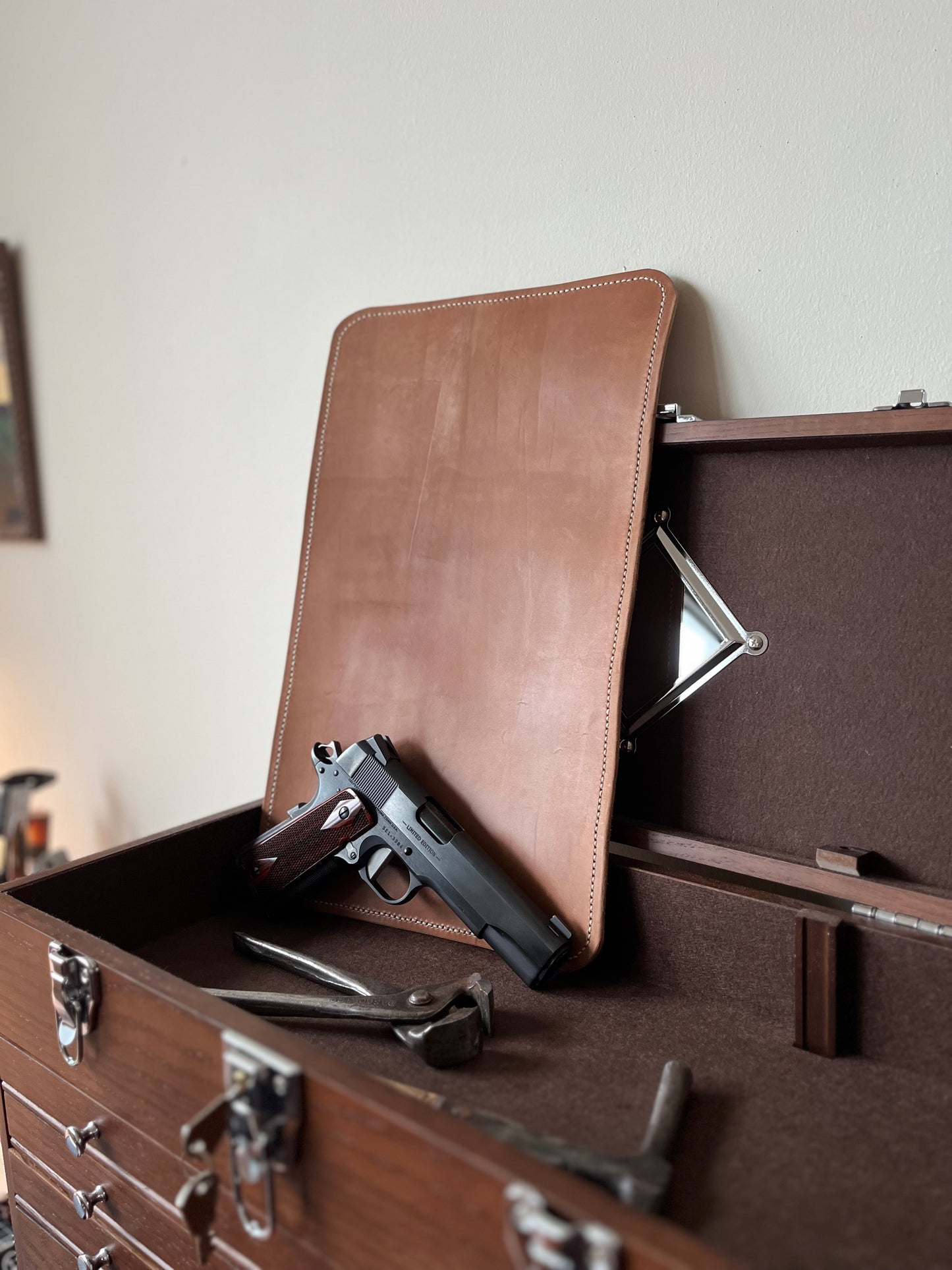 Large Leather Surface | Horsehide