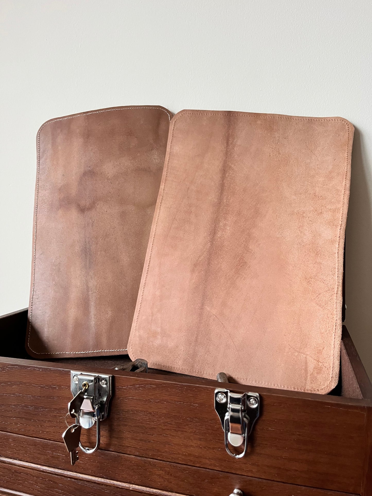 Extra Large Leather Surface | Horsehide