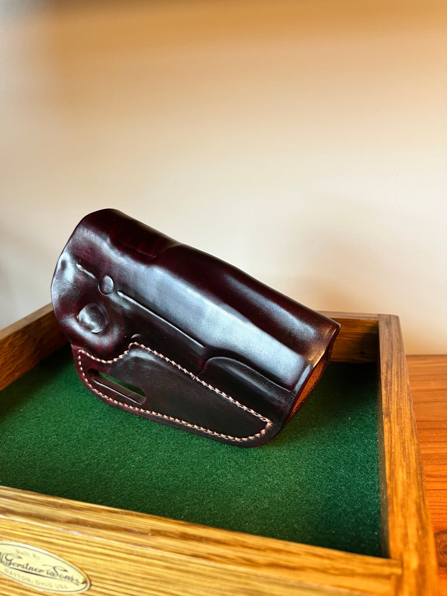 1911 Horsehide Professional