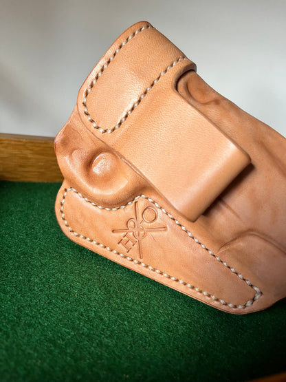 Horse & Oak™ Inside-the-Waistband Holster Commander
