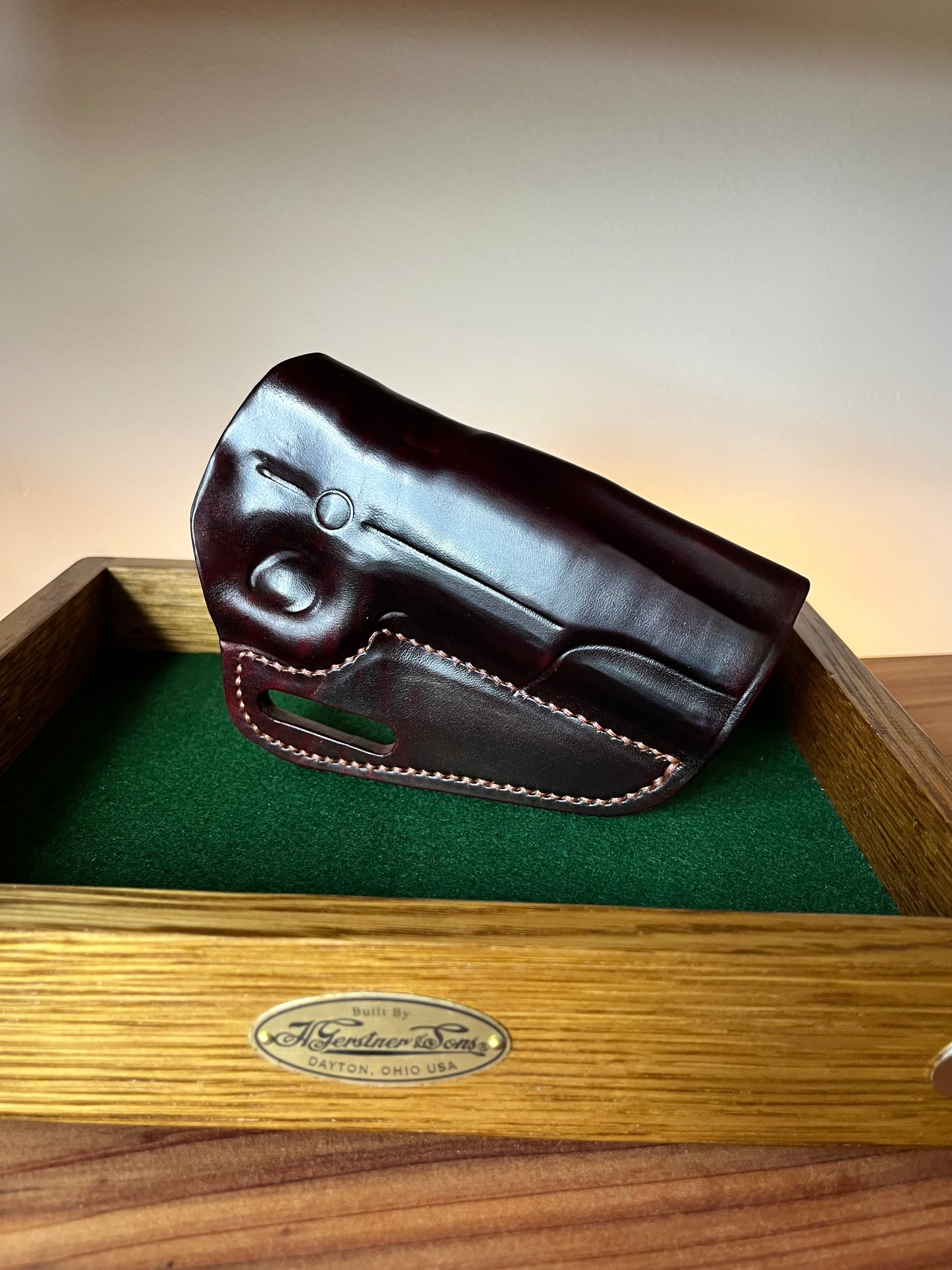 1911 Horsehide Professional