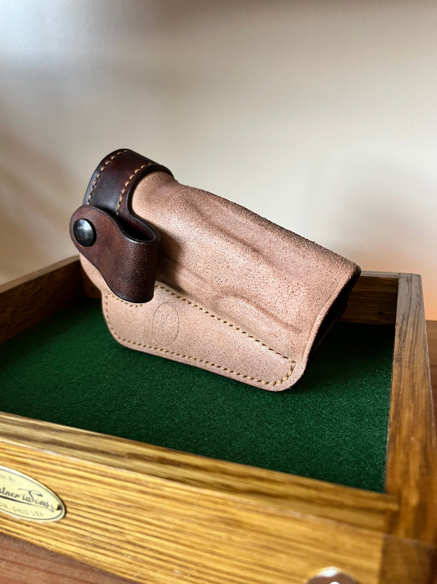 1911 Two-Tone Horsehide IWB Holster with Black Snap